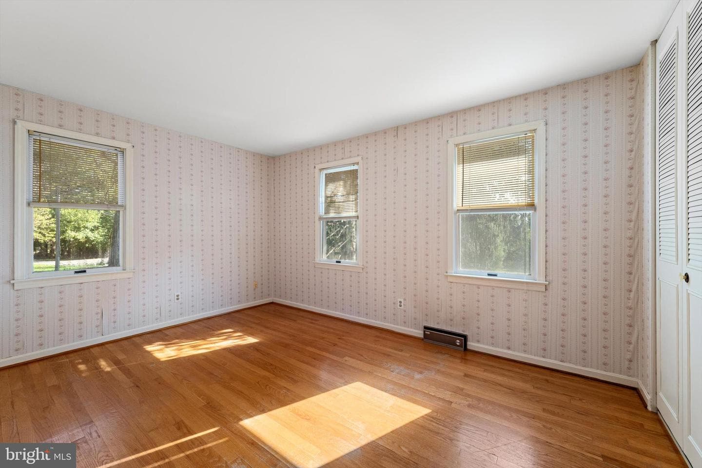 185 Shepherd Lane photo 35