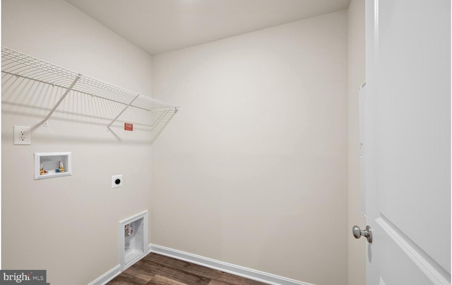 313 Atkinson Street photo 35