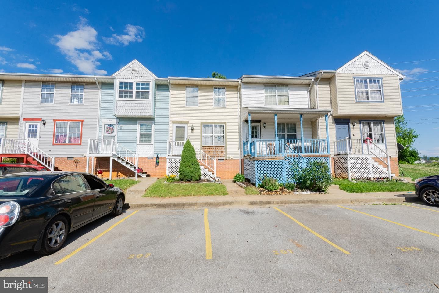207 Willow Brook Drive photo 31