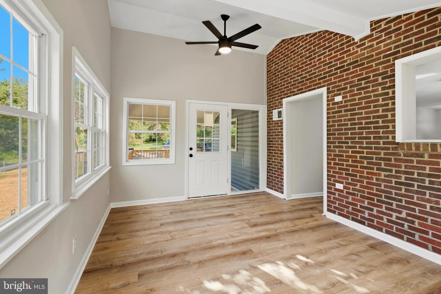 459 Forest View Drive photo 10