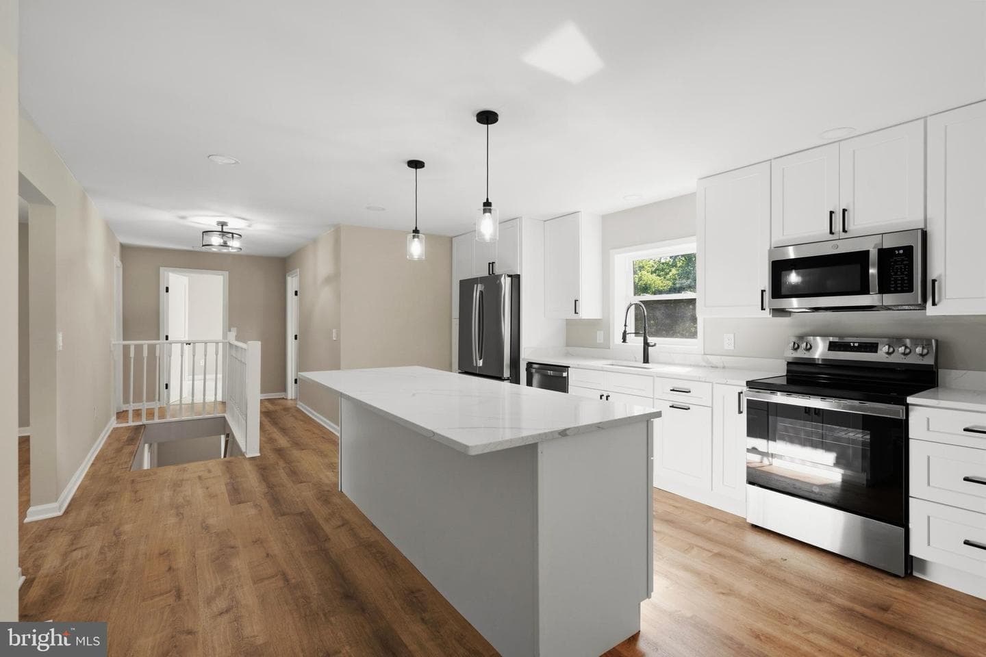 459 Forest View Drive photo 6