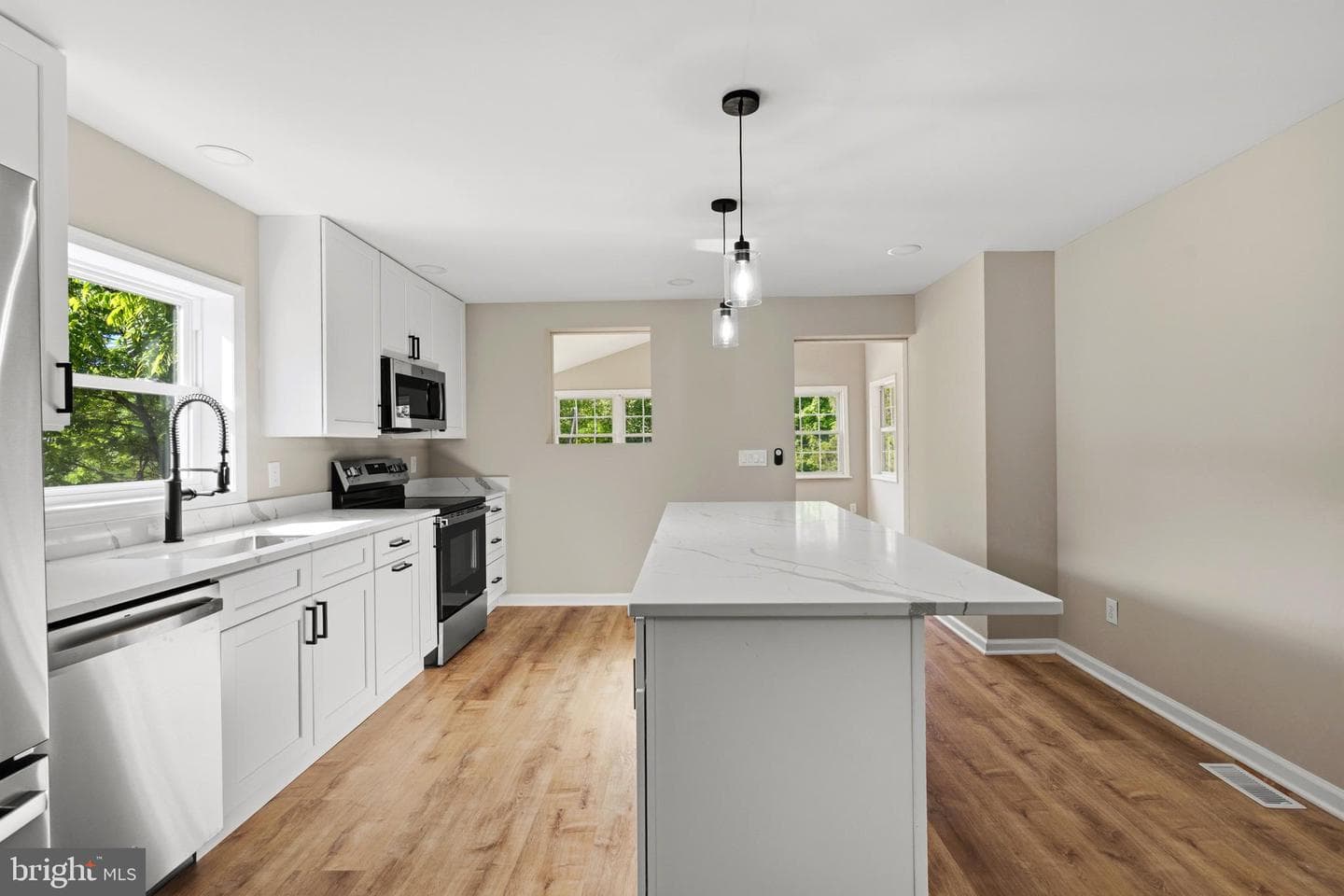 459 Forest View Drive photo 8