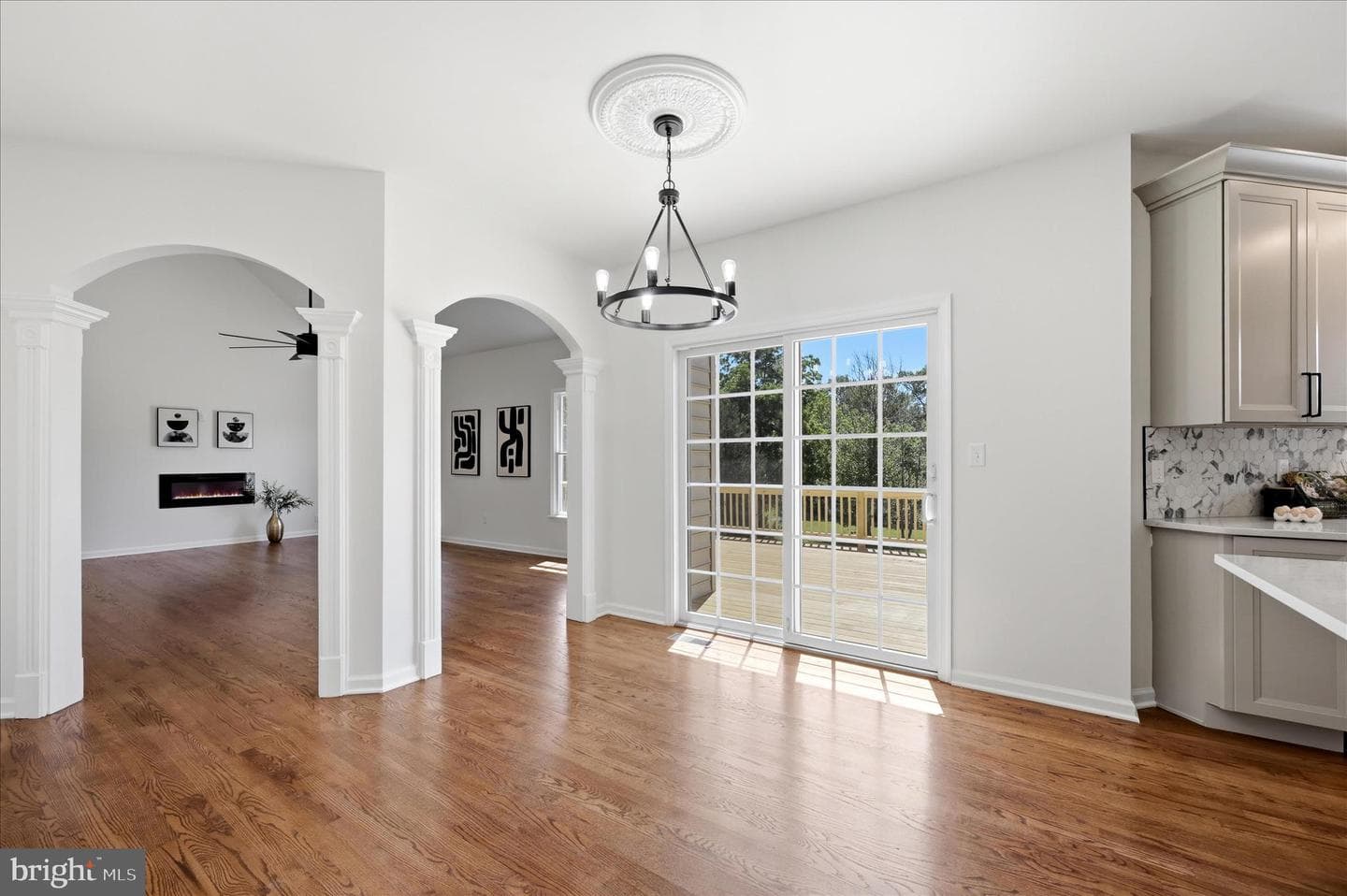 86 Eastland Drive photo 19
