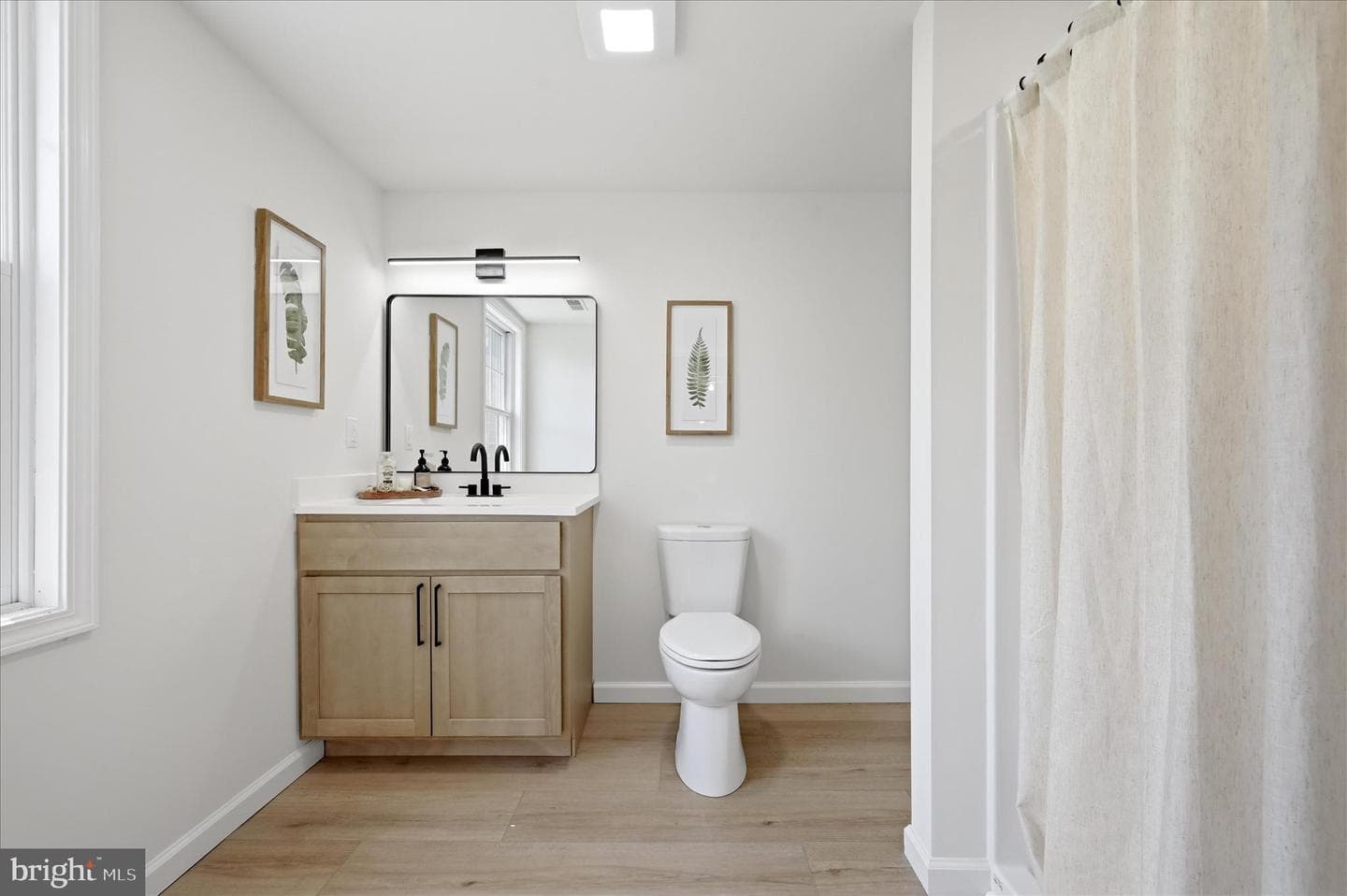 86 Eastland Drive photo 58