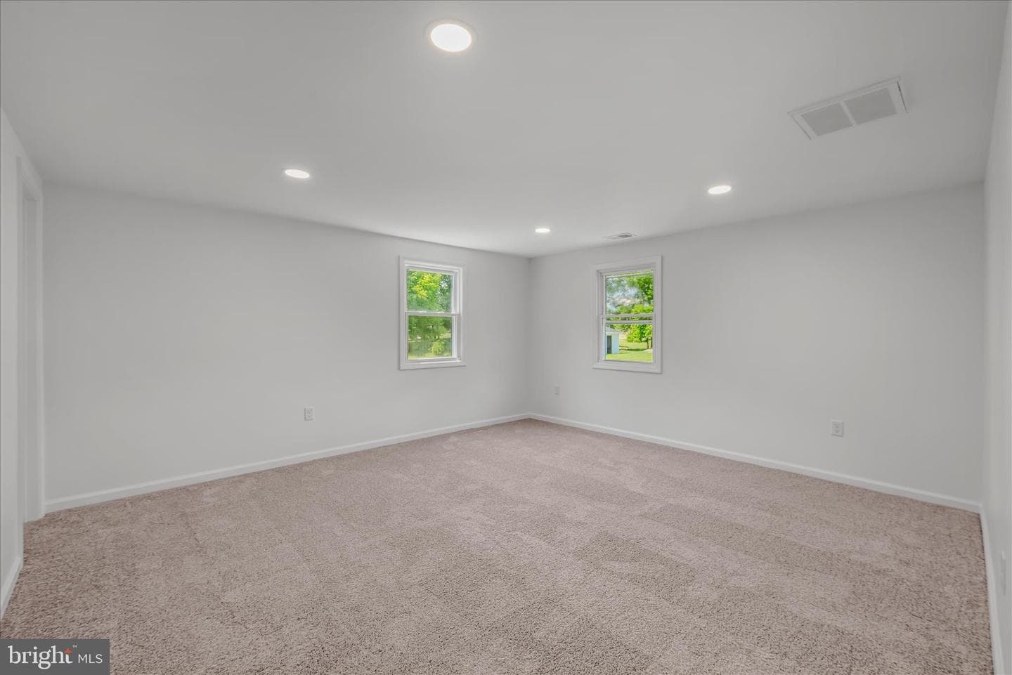 637 Persimmon Lane photo 21