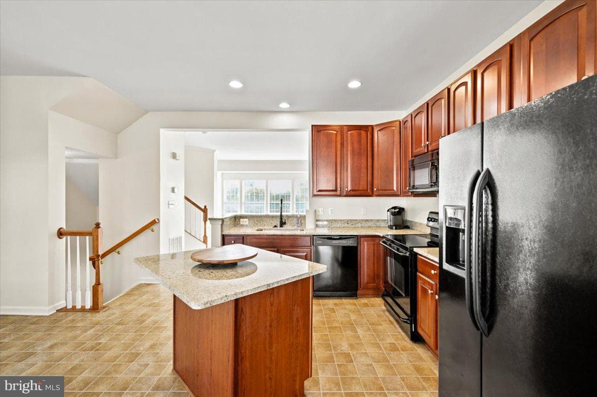 18 Davis Street photo 17