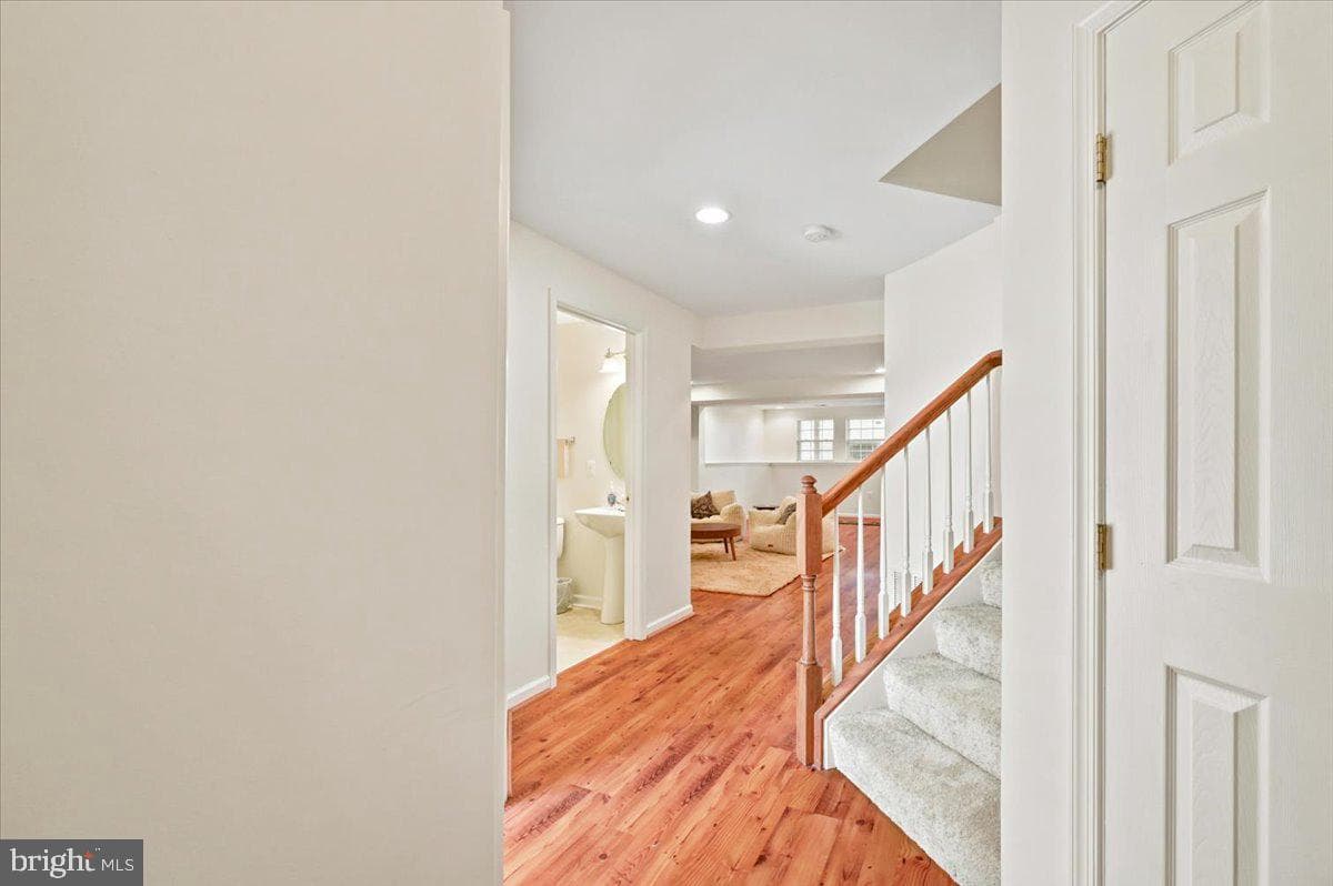 18 Davis Street photo 7