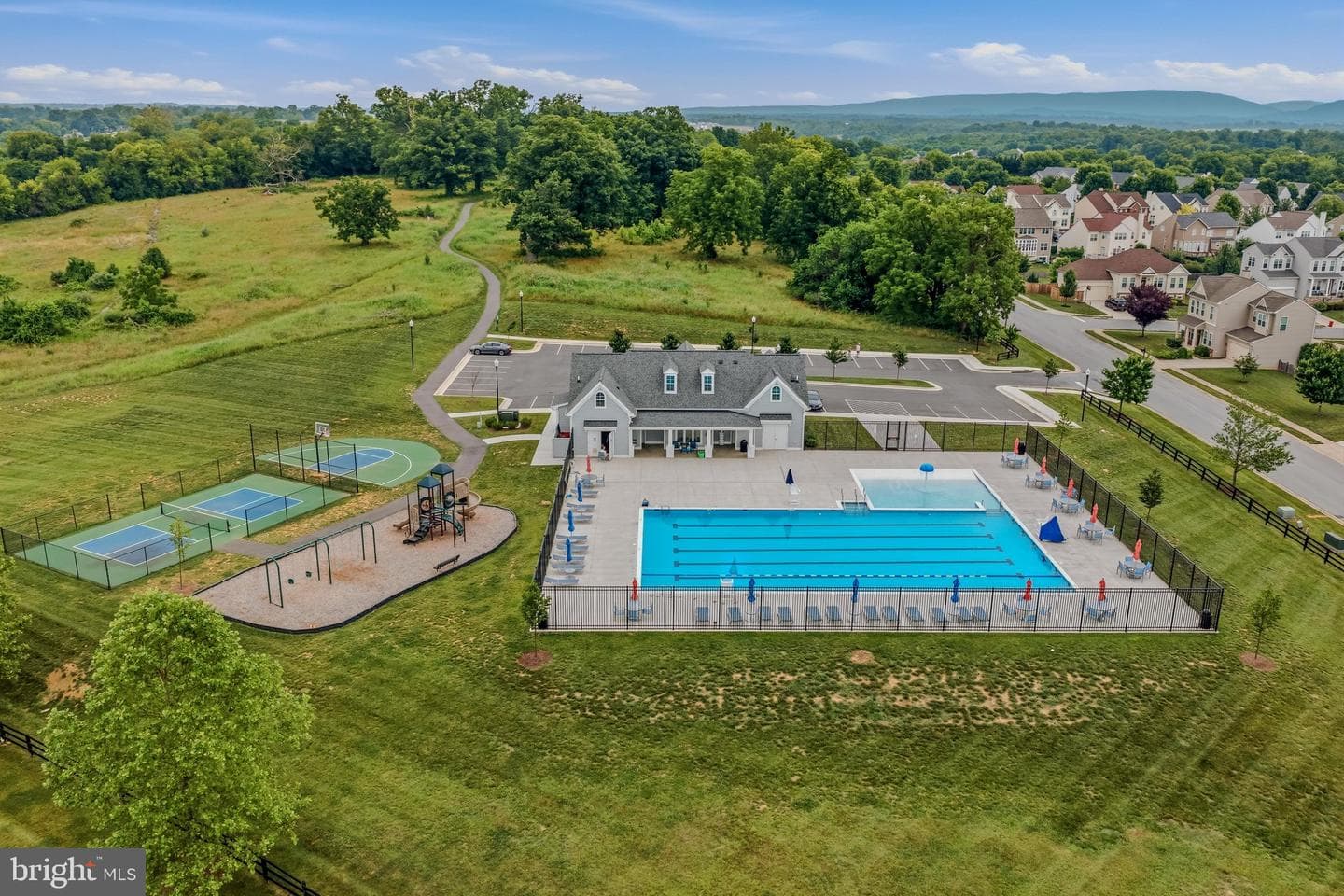 56 Tornworth Drive photo 75