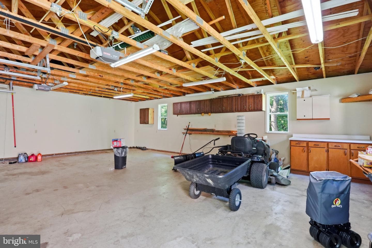 253 Persimmon Pear Lane photo 57