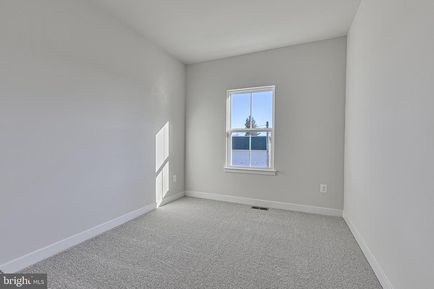 43 Mystic Drive photo 27