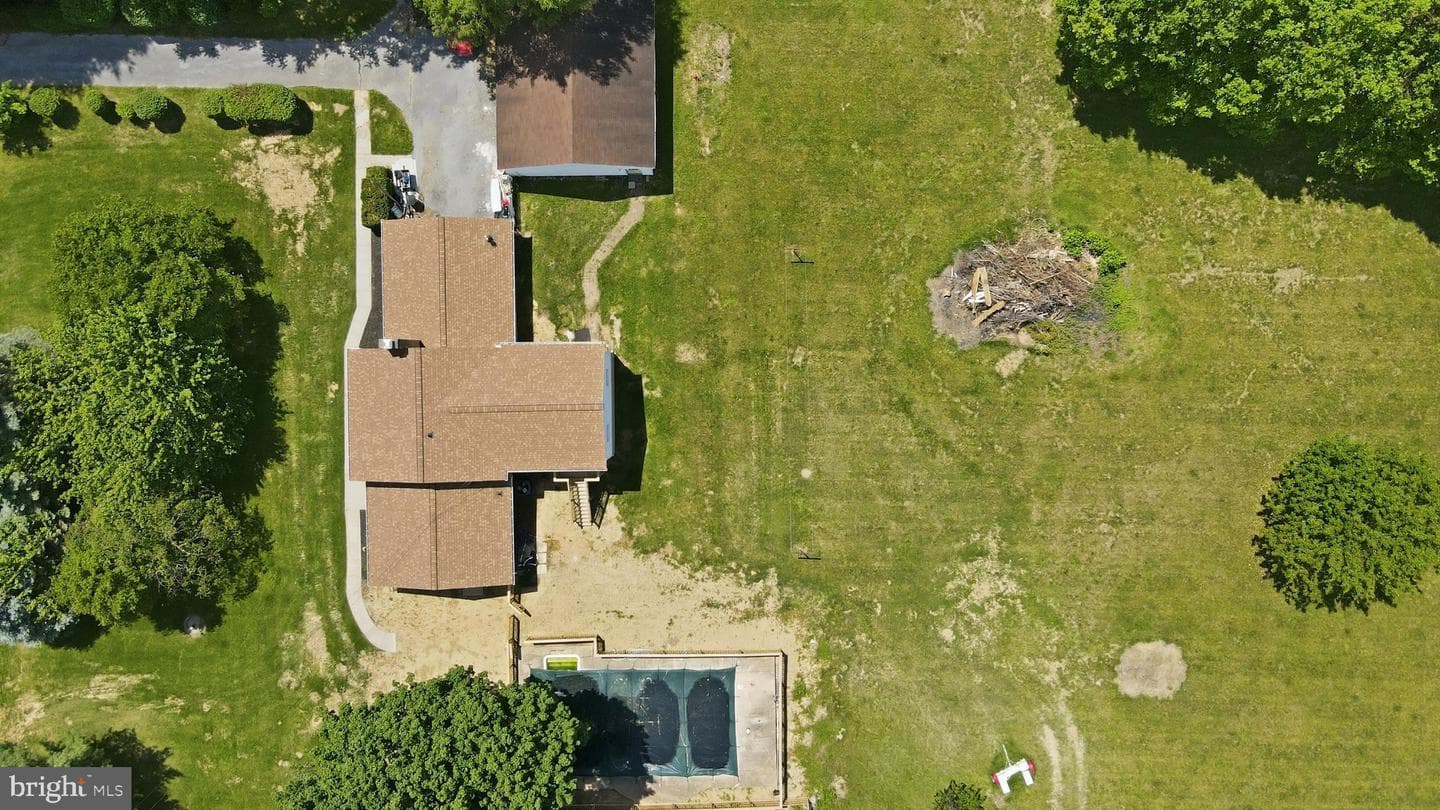 134 Pittsburg Lodge photo 32