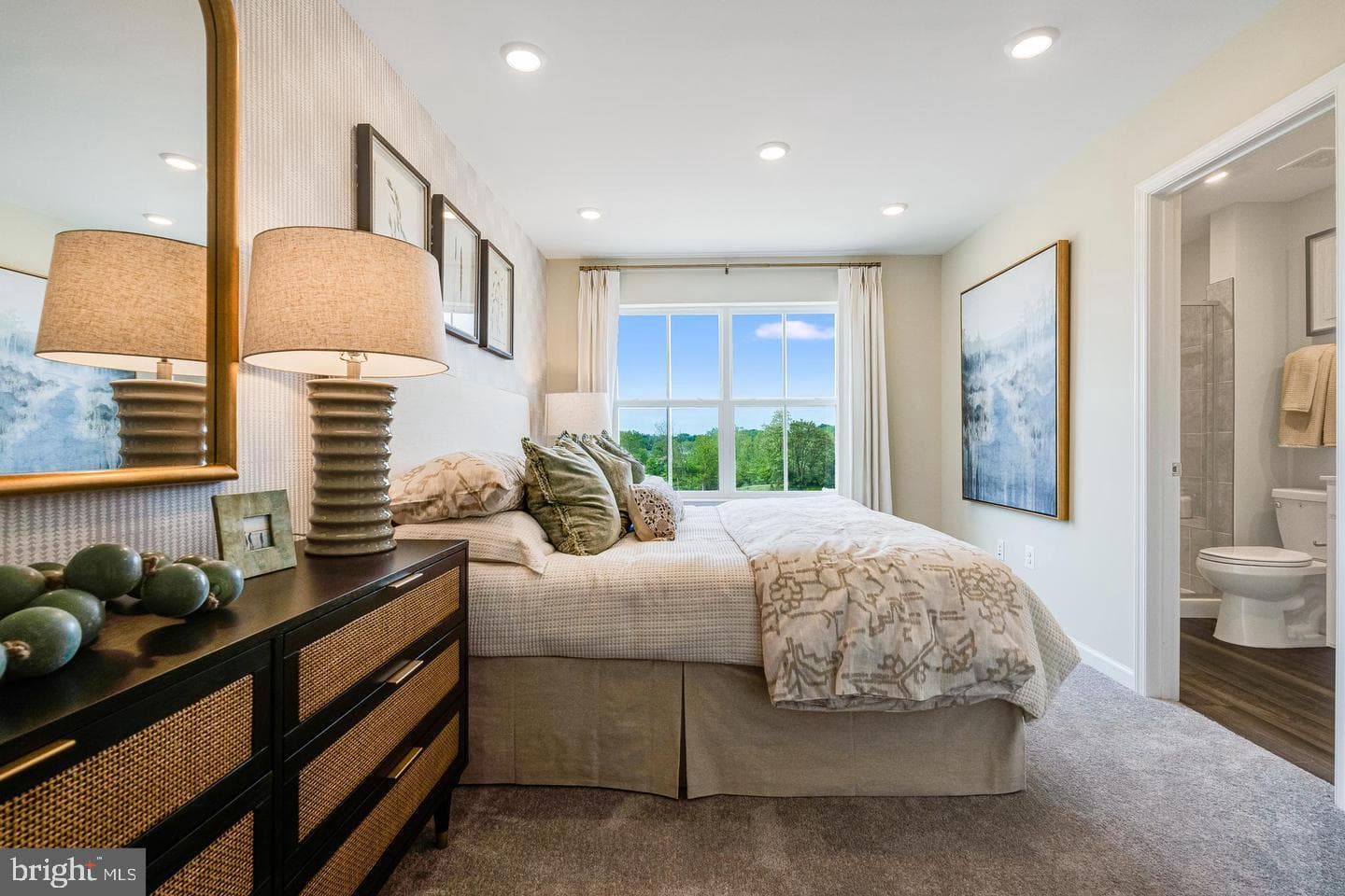 248 Swan Field Avenue photo 11