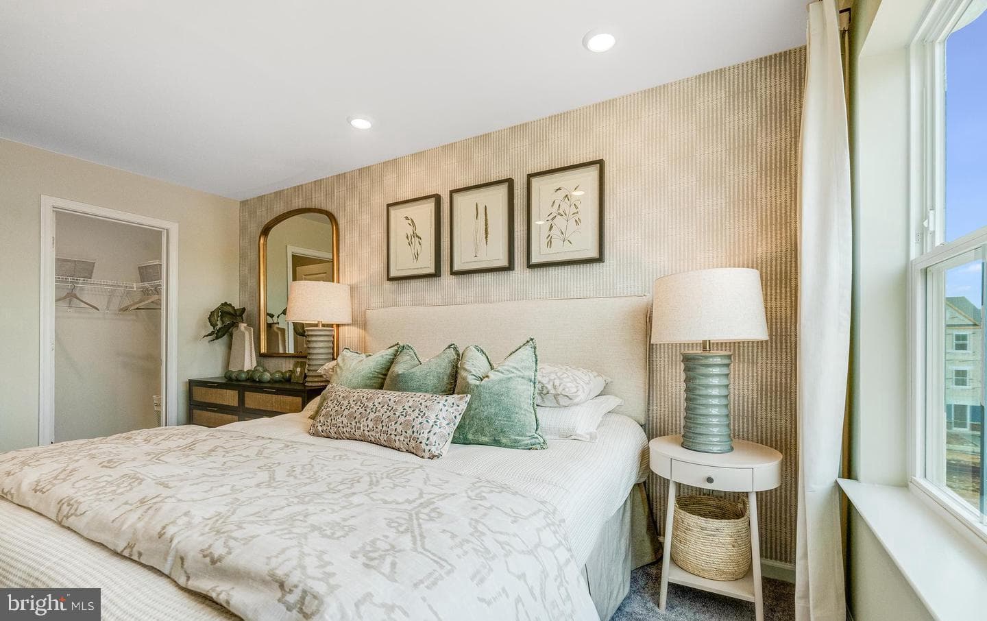 248 Swan Field Avenue photo 13