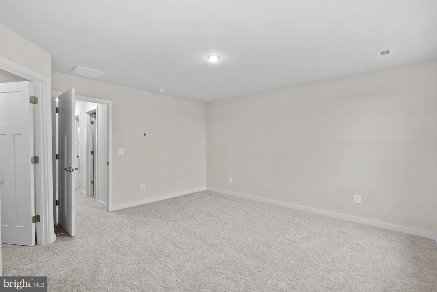 Homesite 747 Huntwell West Avenue photo 30