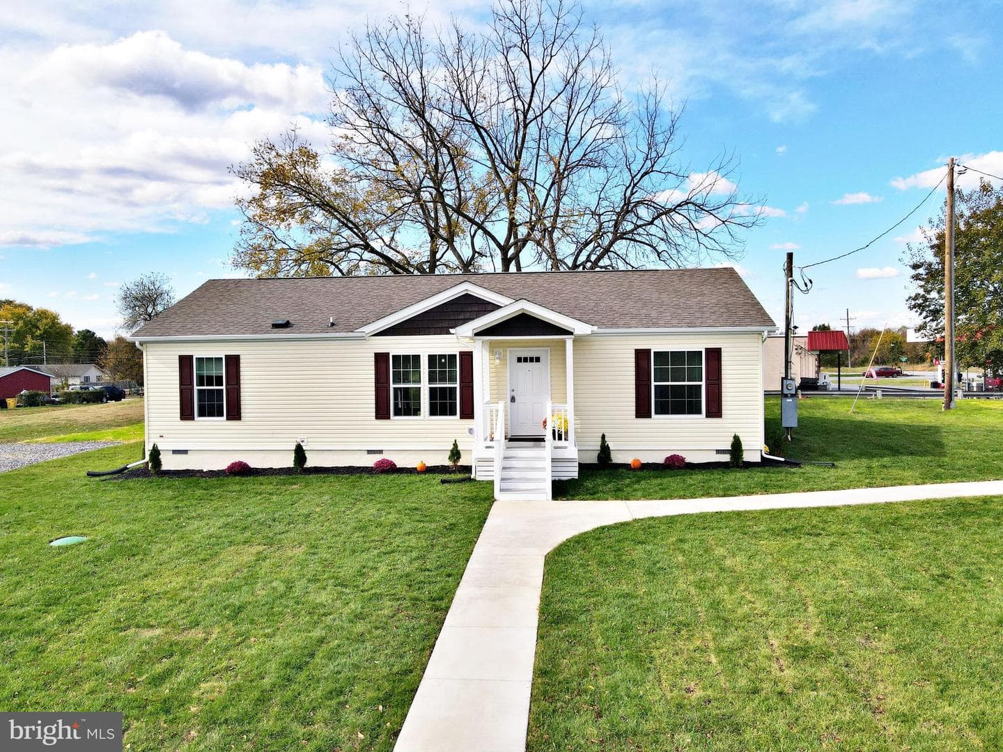 35 Fox Chase Court photo 1