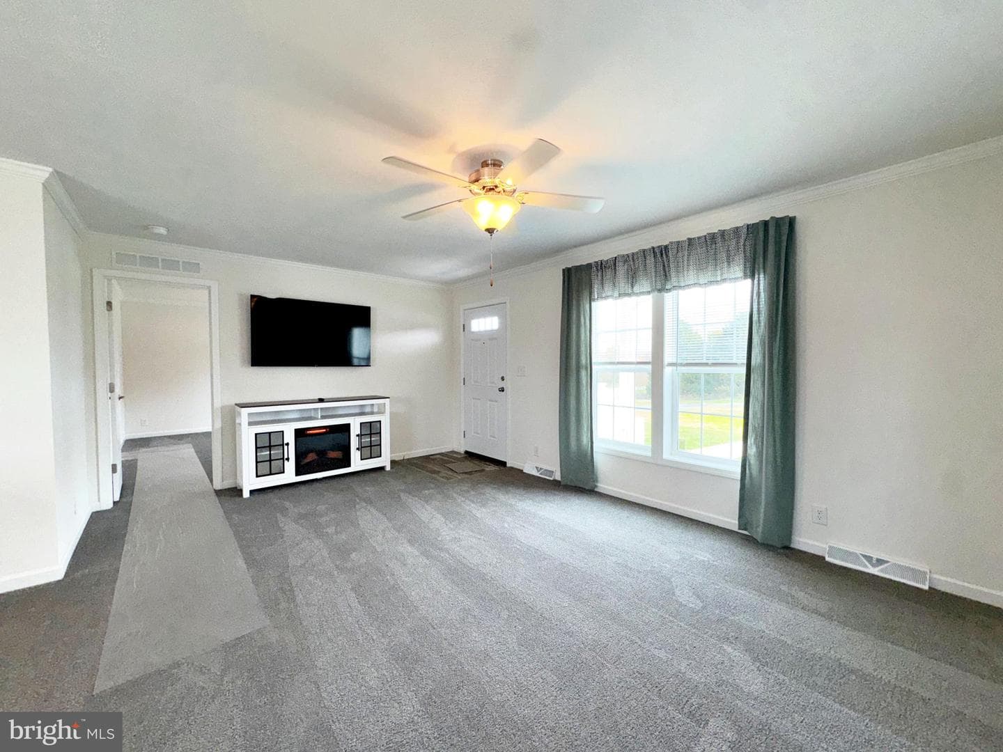 35 Fox Chase Court photo 2