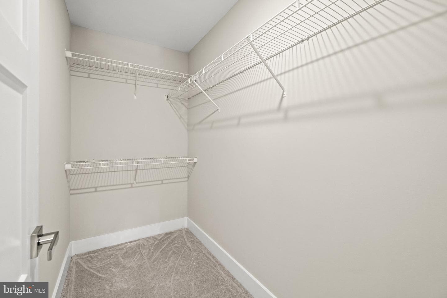 82 Shenandoah River Drive photo 32