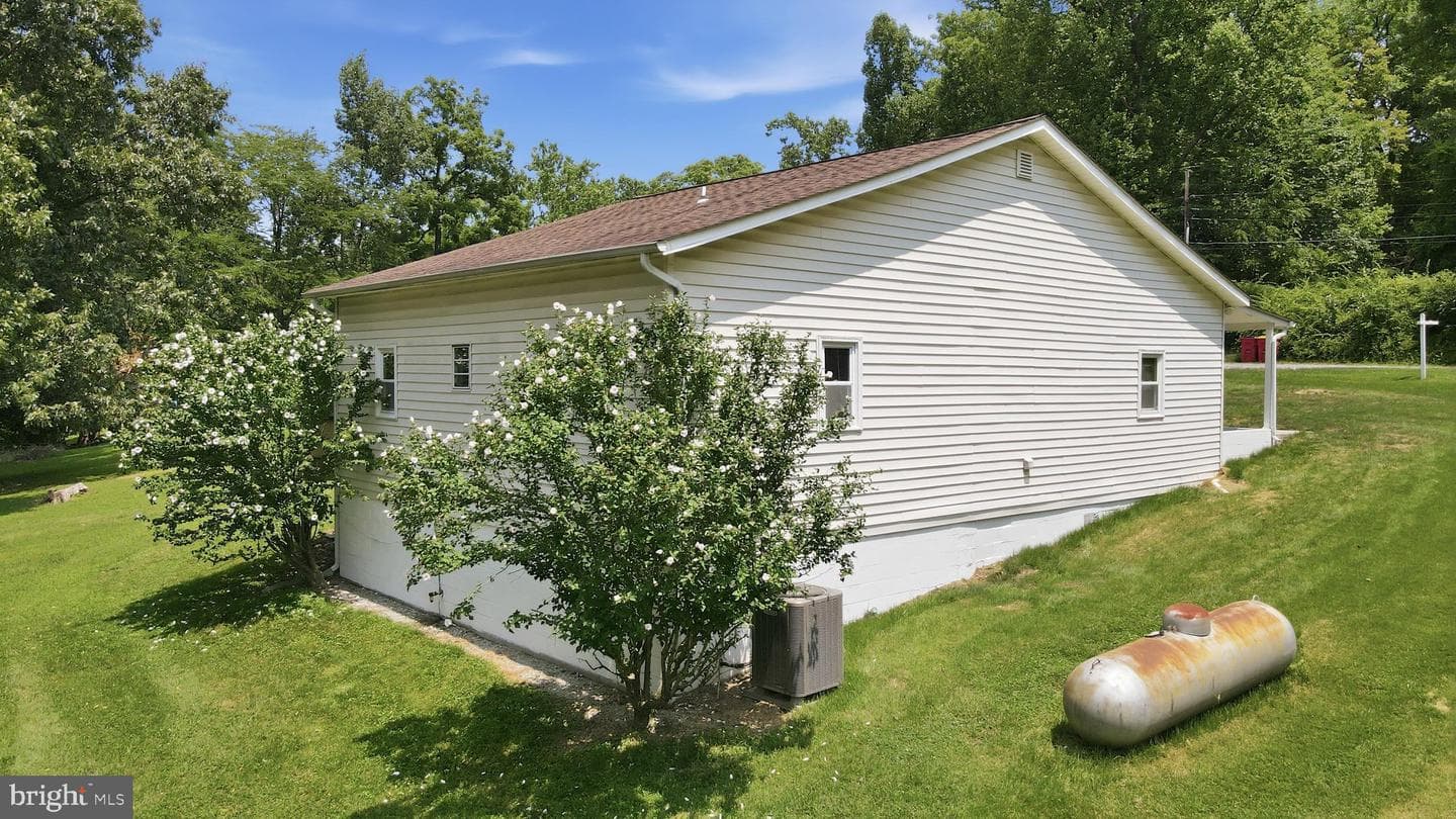 63 Great Oak Lane photo 29
