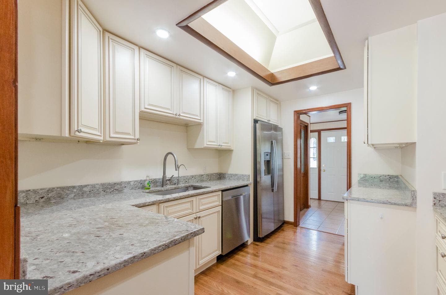 887 Woodbury Drive photo 27