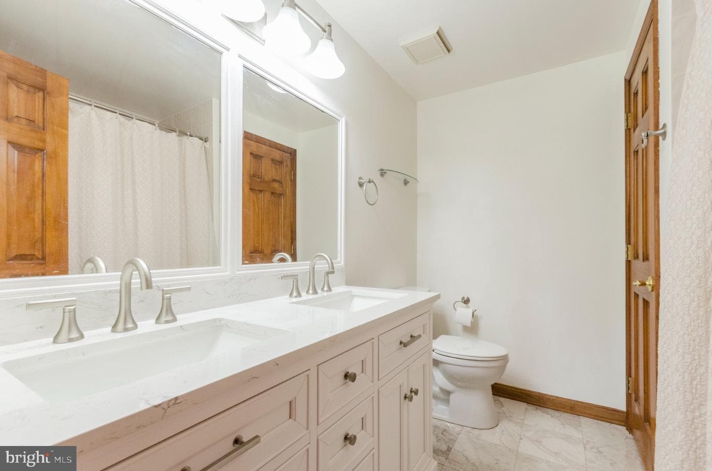 887 Woodbury Drive photo 49