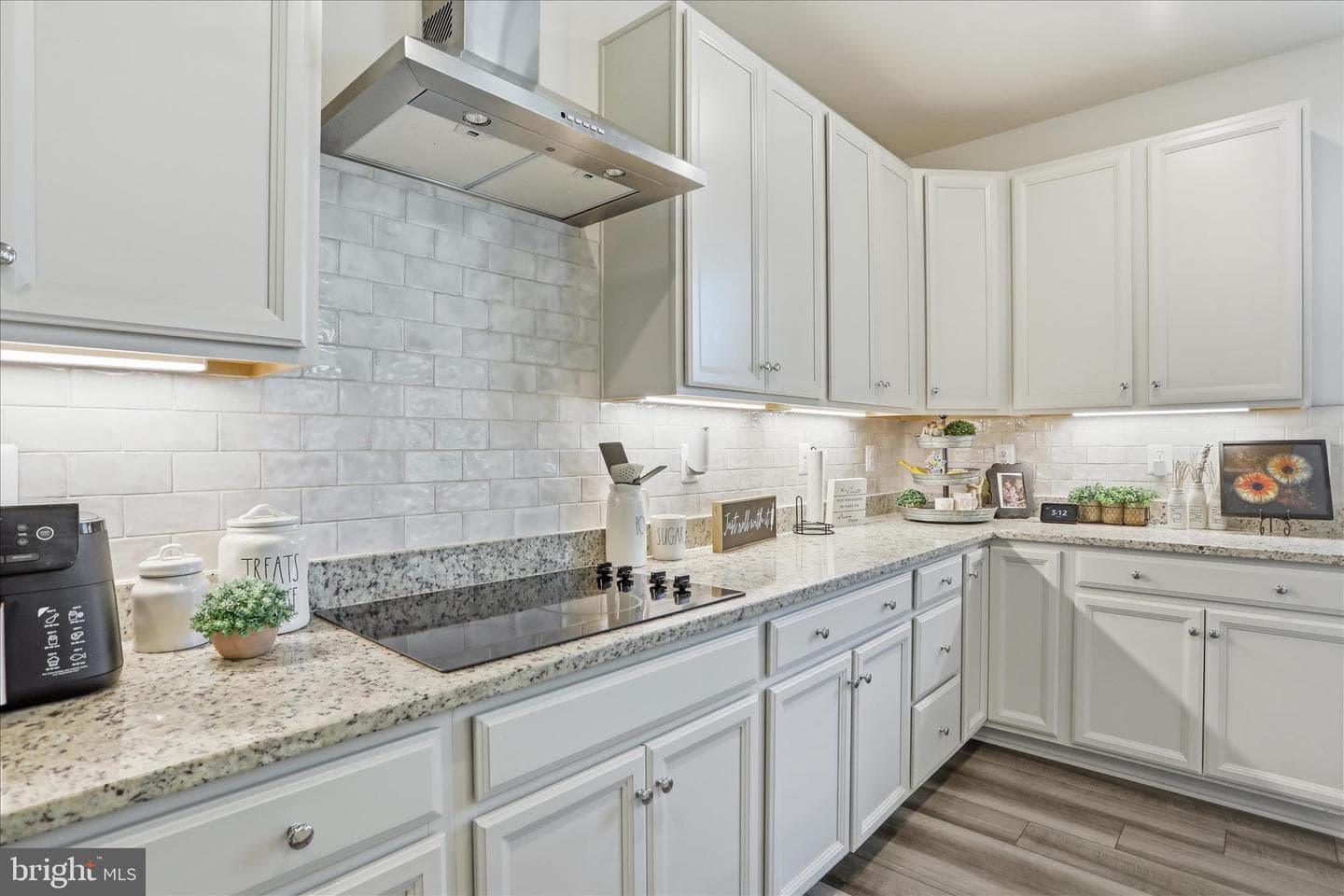 639 Barksdale Drive photo 7