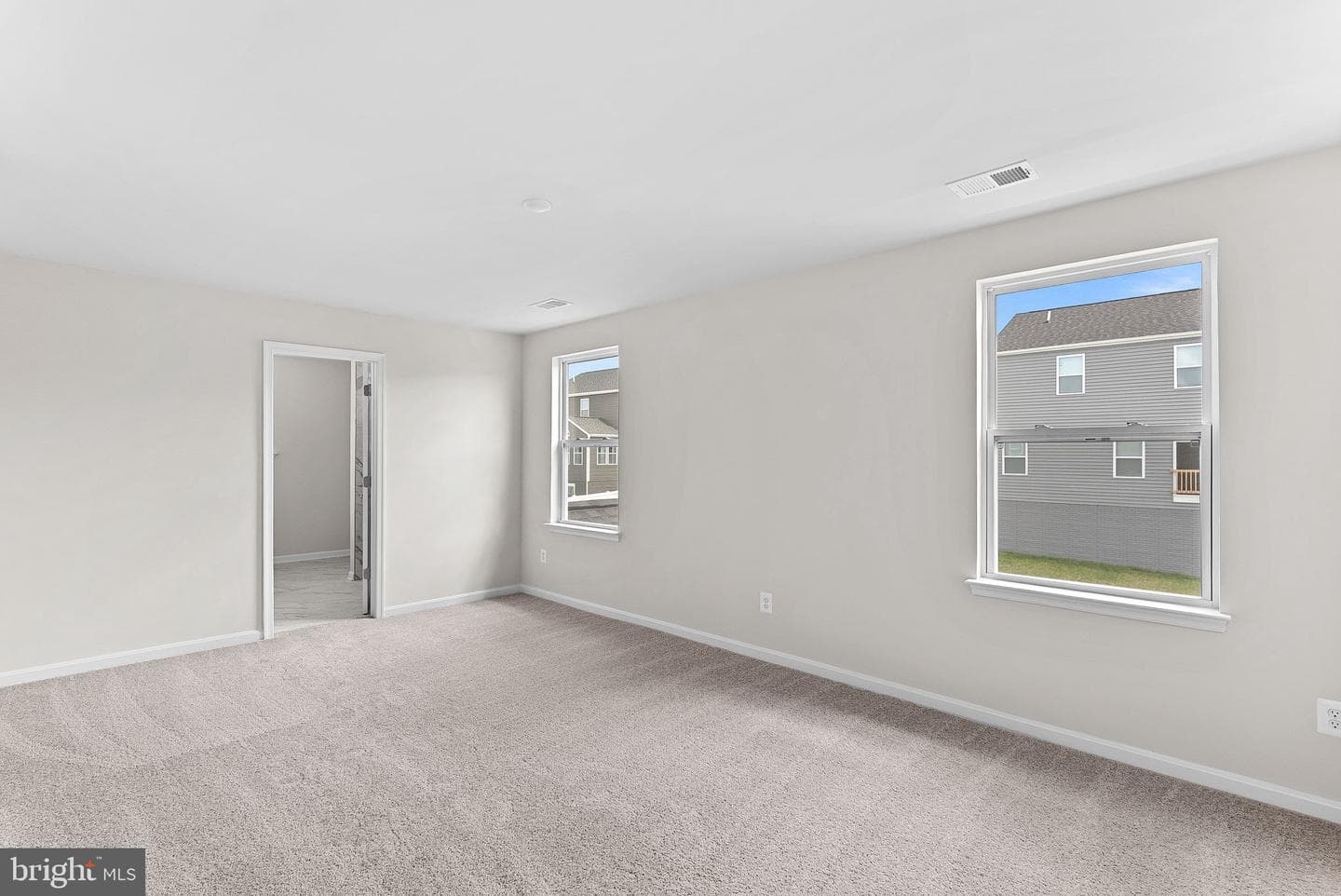80 Freeman Street photo 40