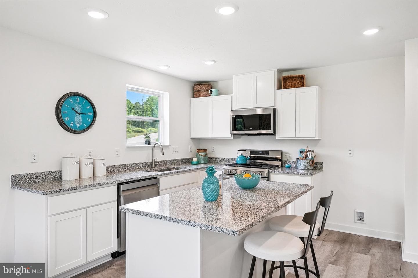 30 Thorton Avenue photo 12