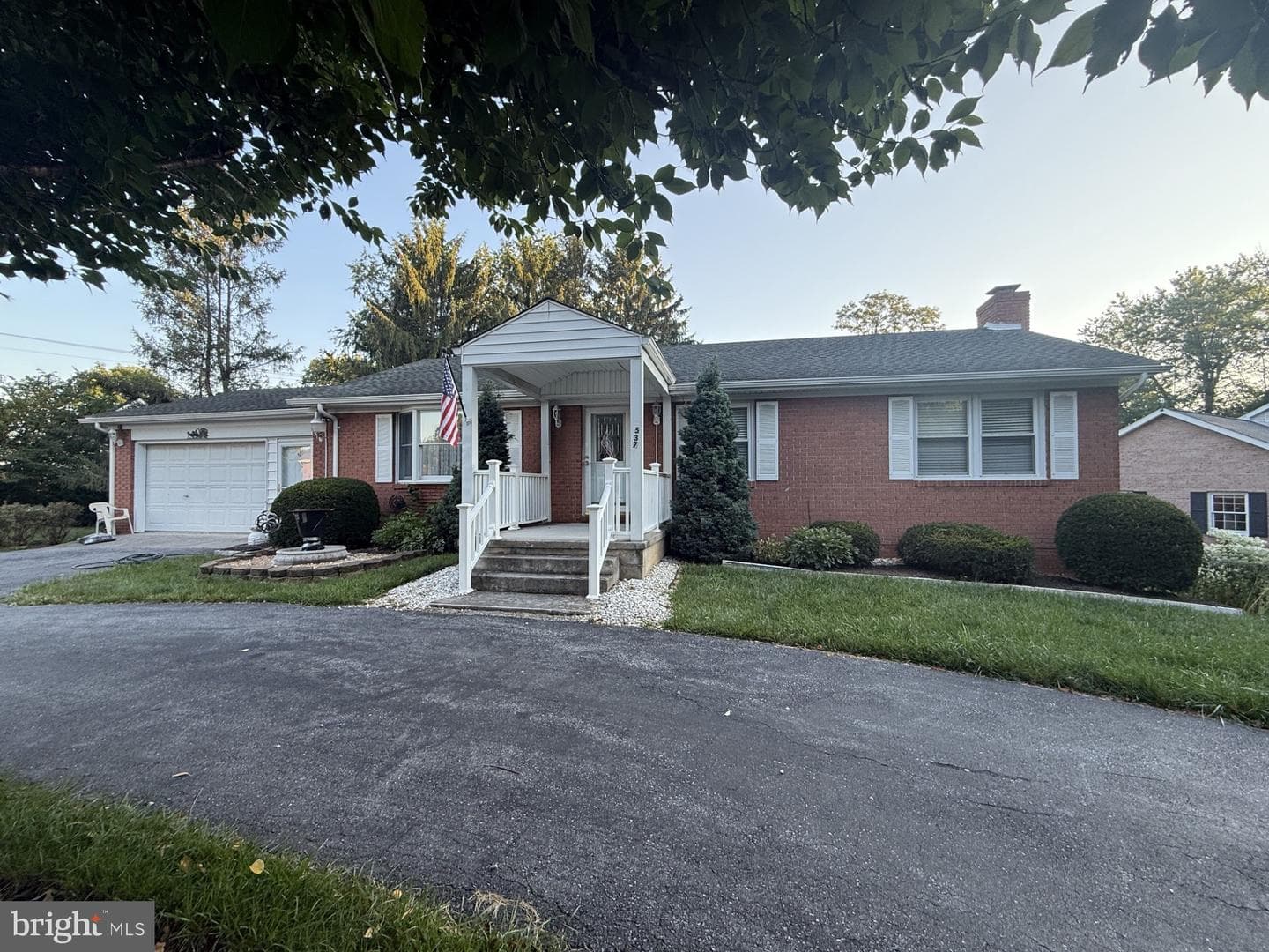 537 Tuscawilla Drive photo 1