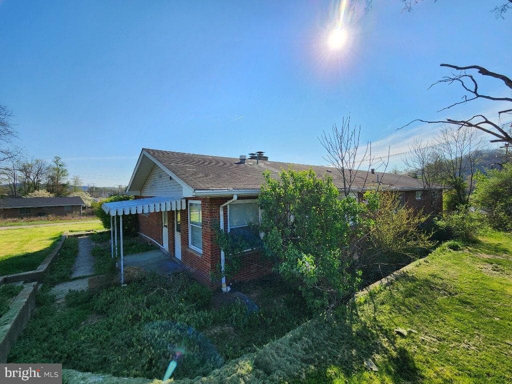 5504 Big Tyler Road photo 5