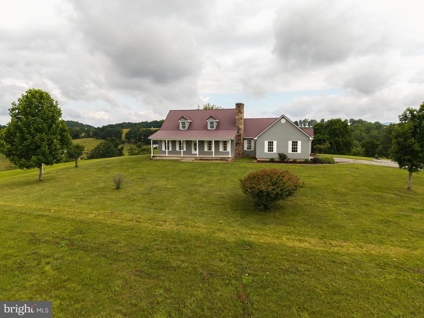 2046 Simms Hill Road photo 8