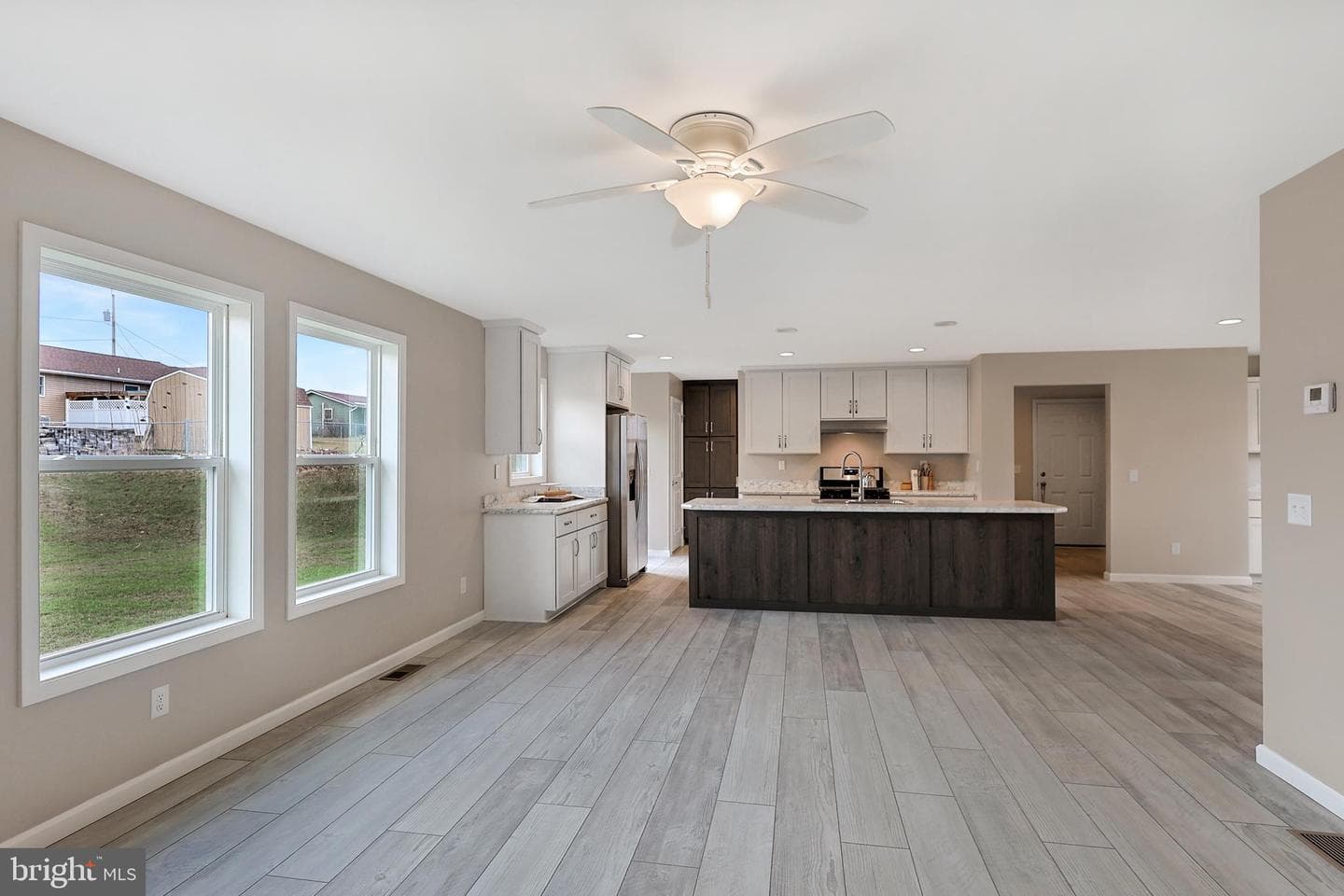 1525 Beacon Street photo 19