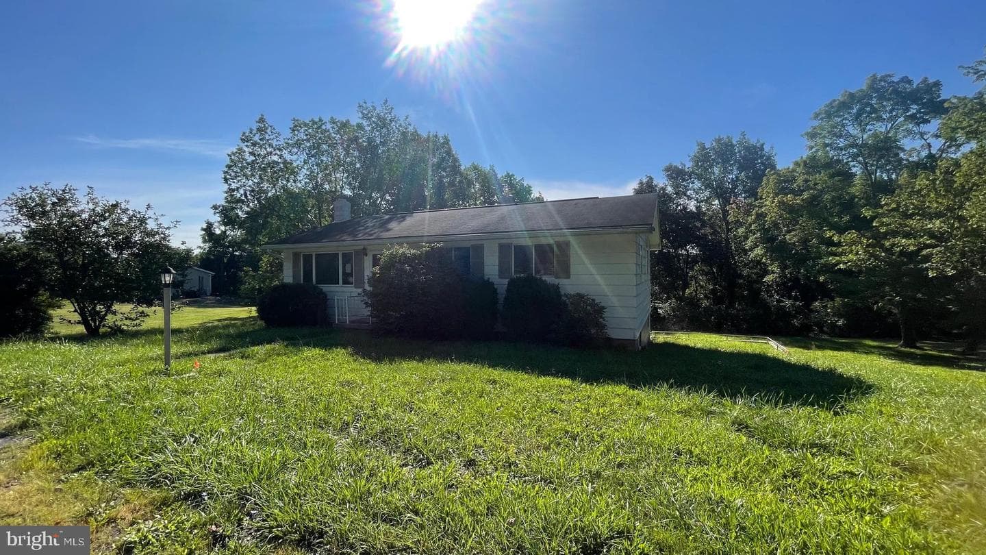 110 Hazelton Drive photo 5