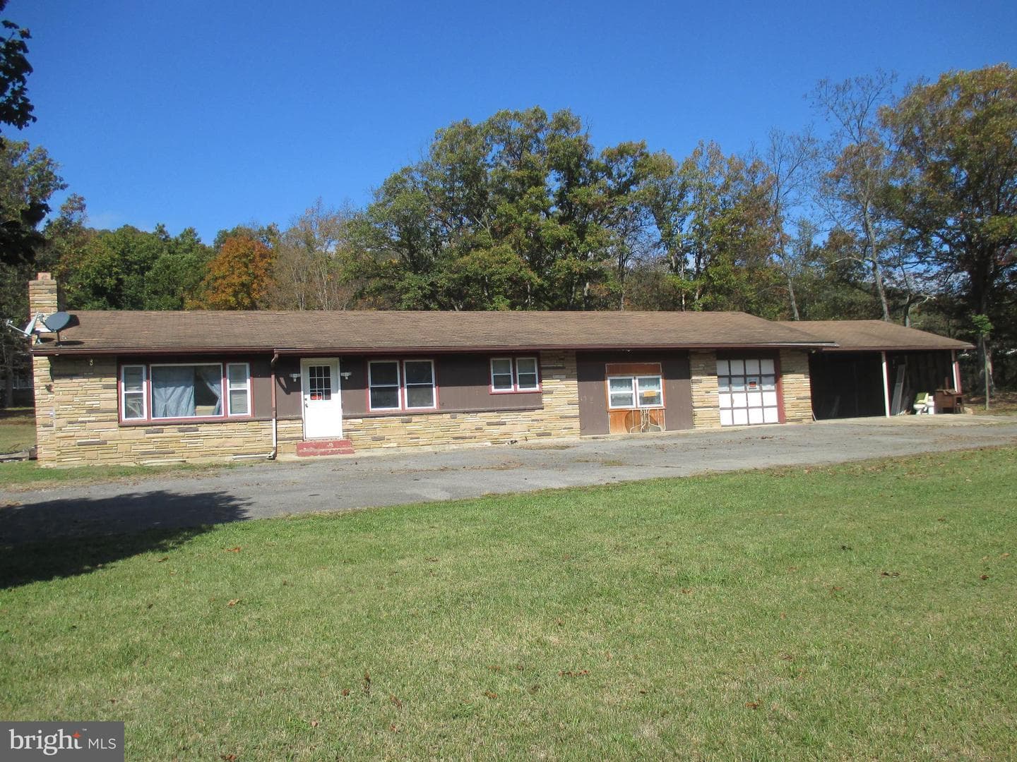 11198 Knobley Road photo 3