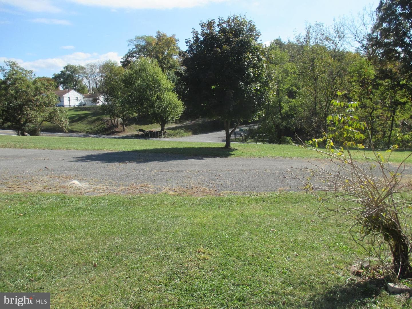 11198 Knobley Road photo 4