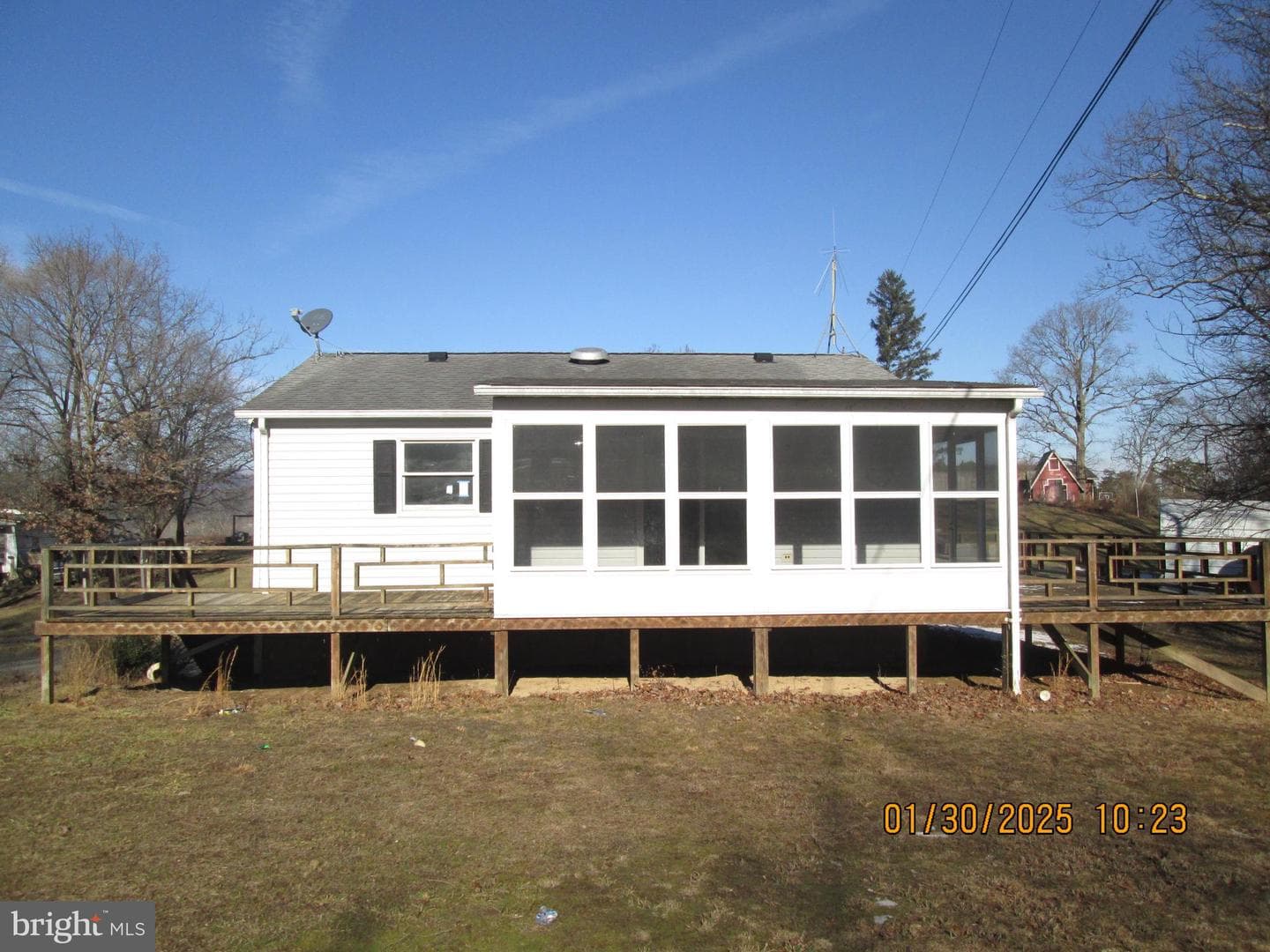 135 Mark Street photo 4