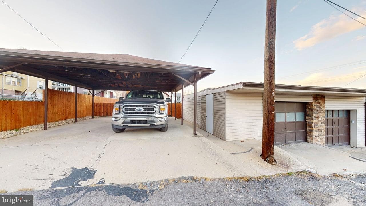 81 James Street photo 6