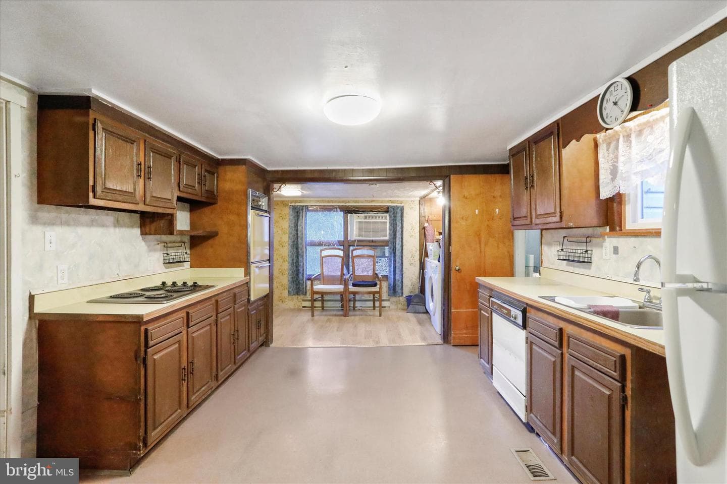 25 Helmick Lane photo 10