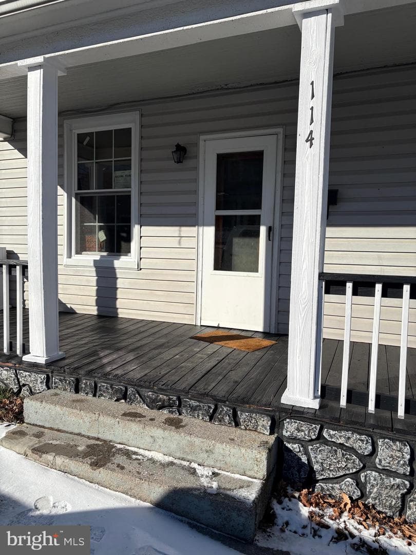 114 D Street photo 3