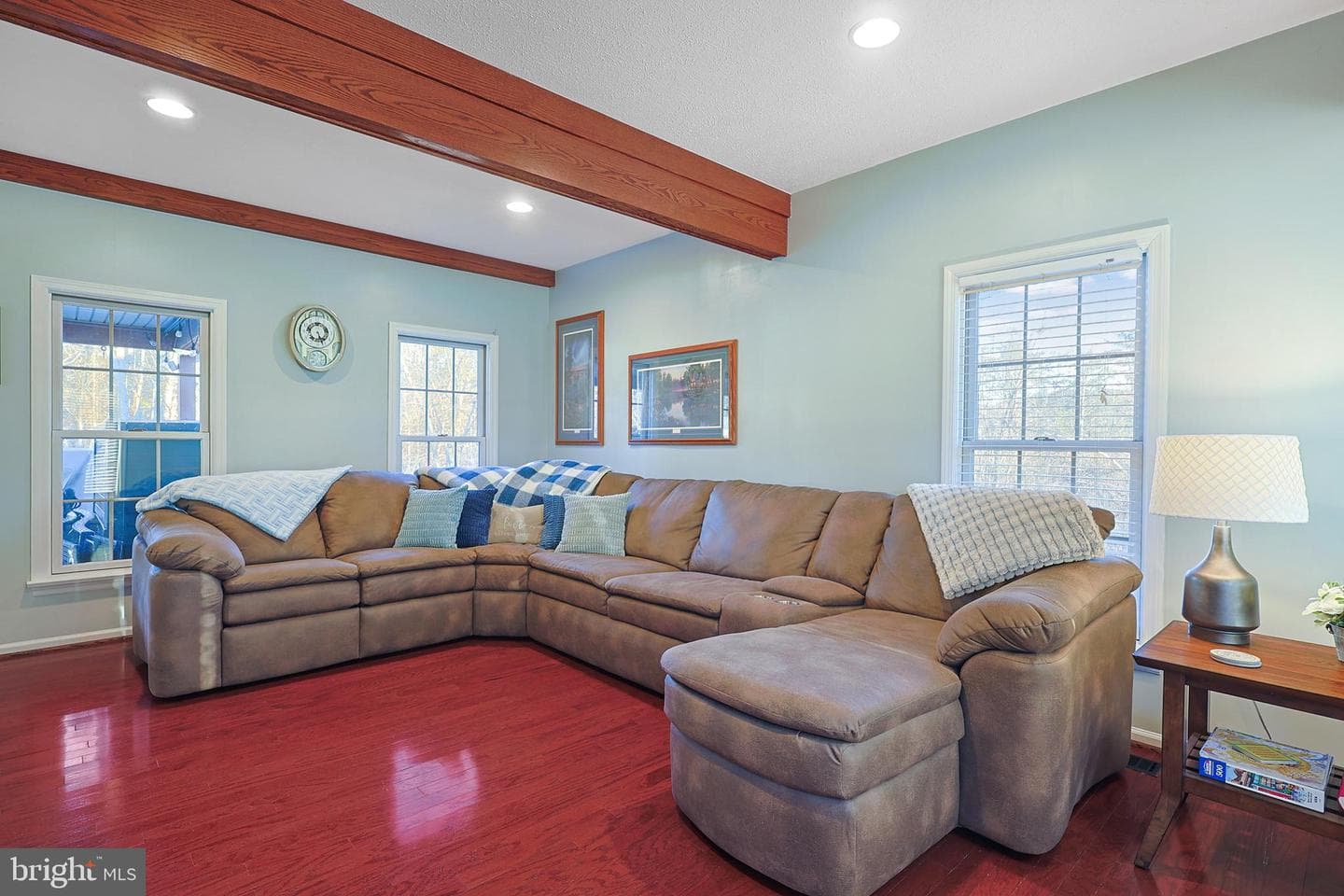 287 N Lakewood photo 24