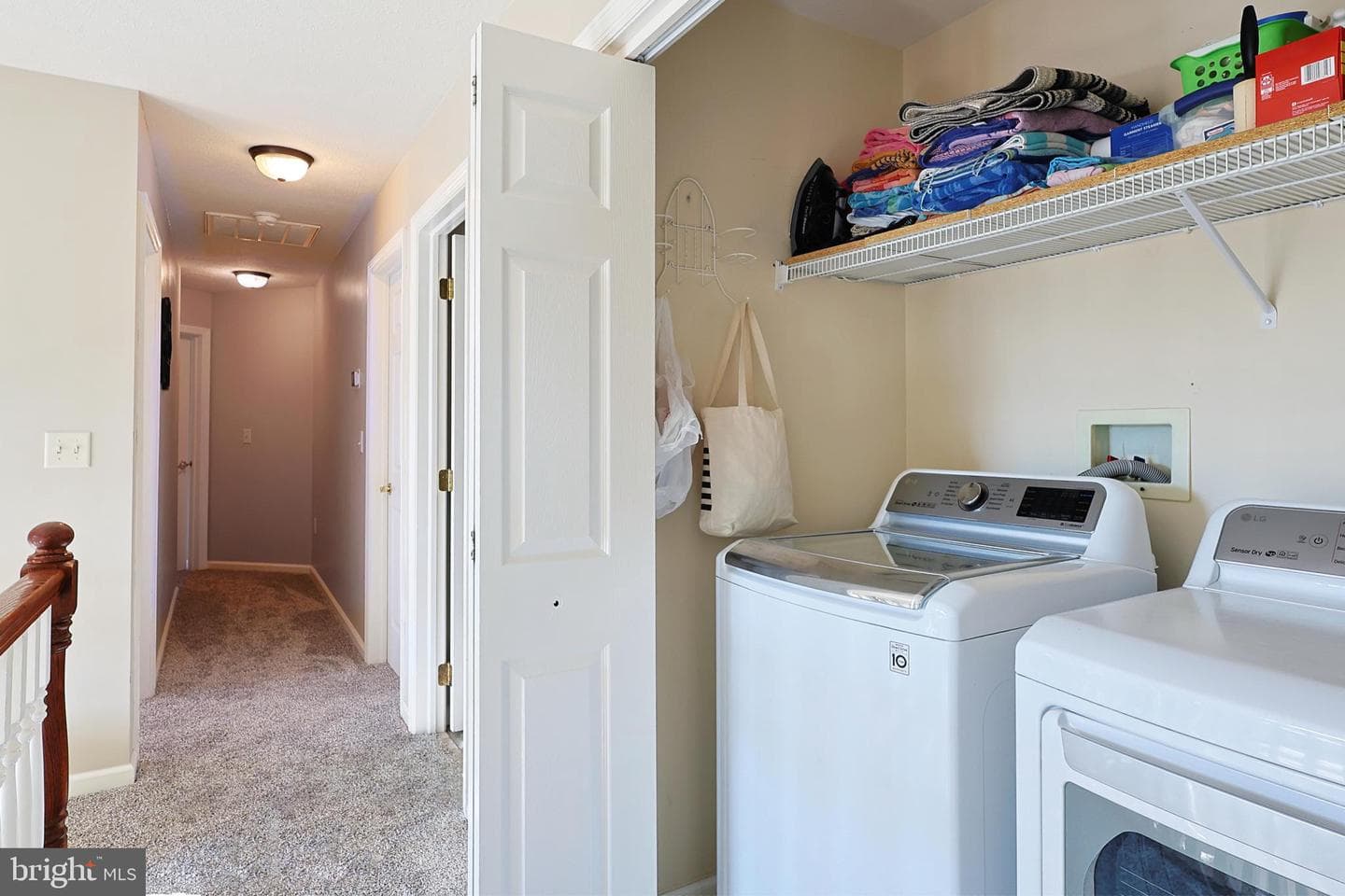 287 N Lakewood photo 37
