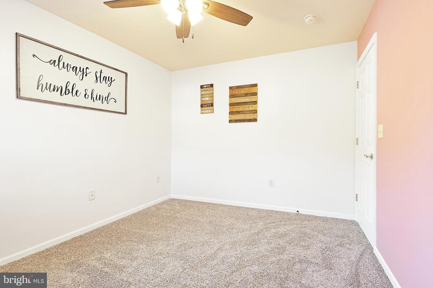 287 N Lakewood photo 46