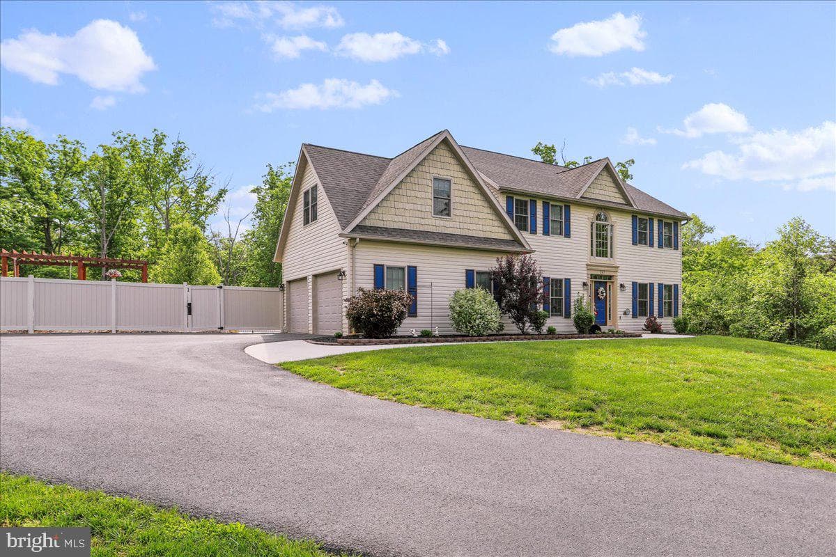 287 N Lakewood photo 55