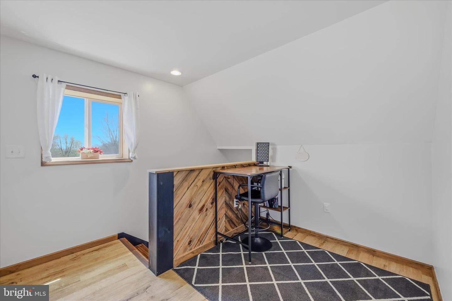 347 Meadow Valley Place photo 28