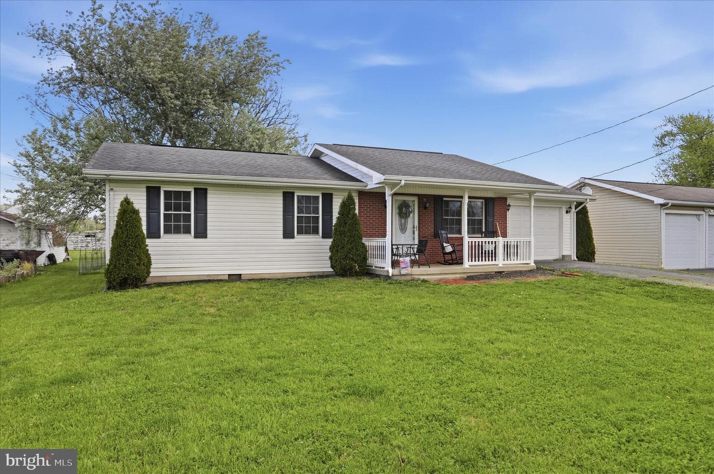 50 Sugar Maple Lane photo 2