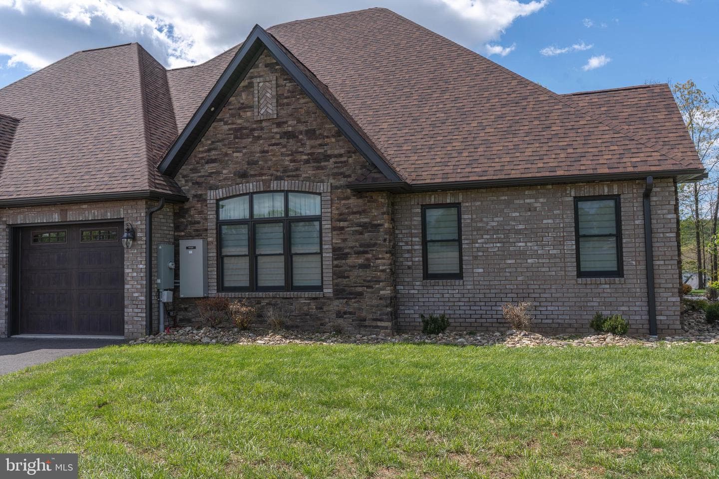 113 N Lakewood Drive photo 24