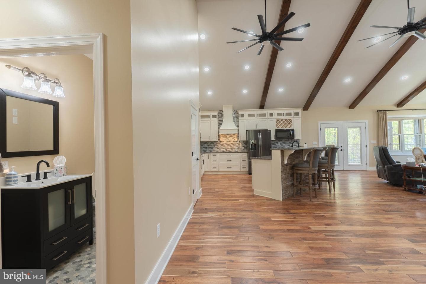 113 N Lakewood Drive photo 58