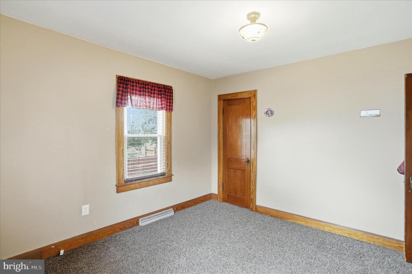 9285 Frankfort Highway photo 13