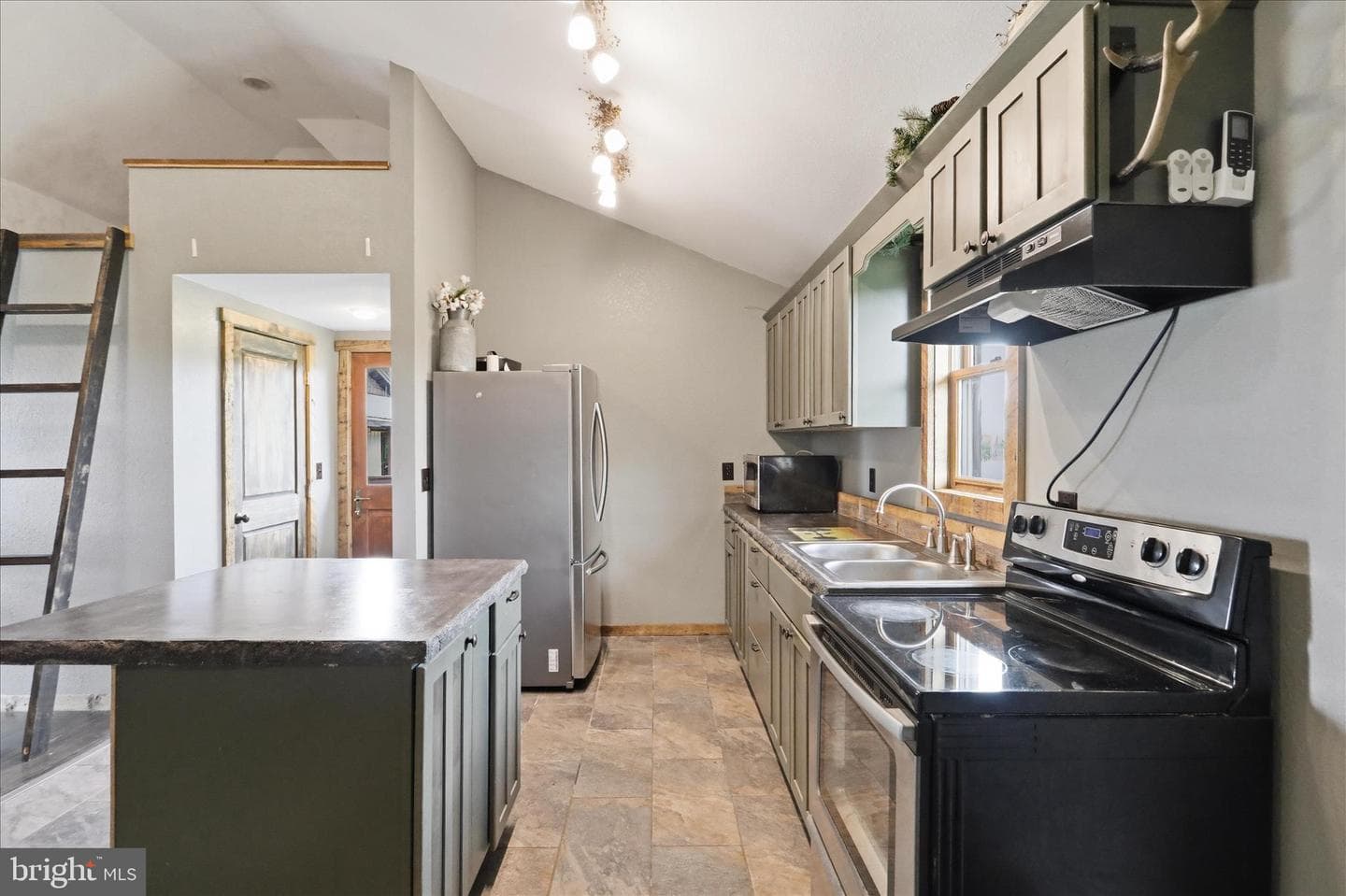 524 Bane Cutoff Road photo 47