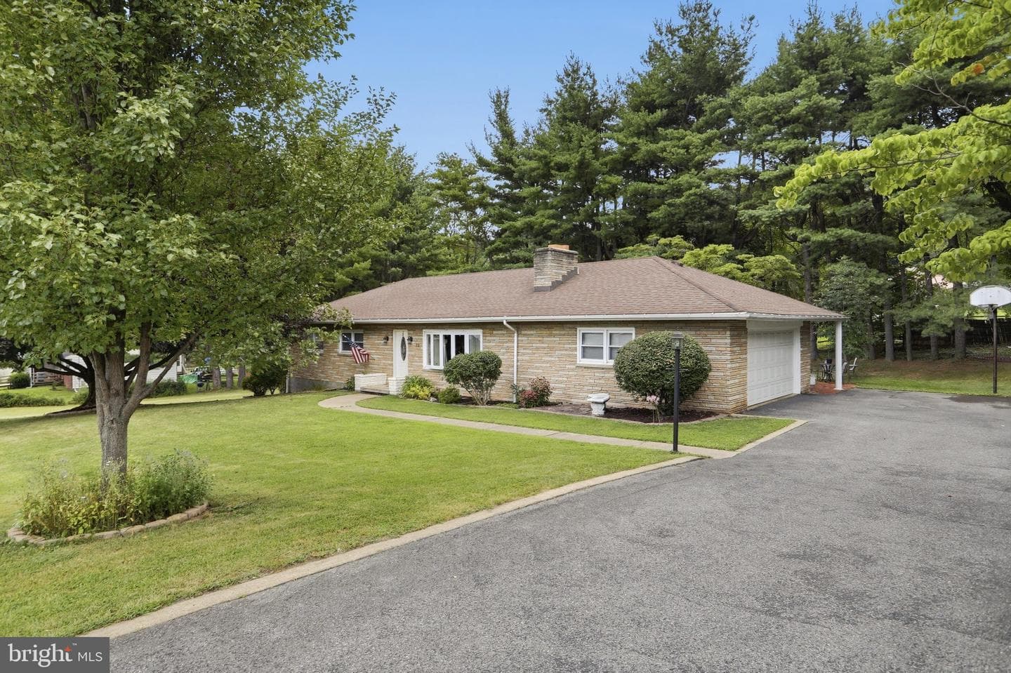 72 Washington Street photo 1