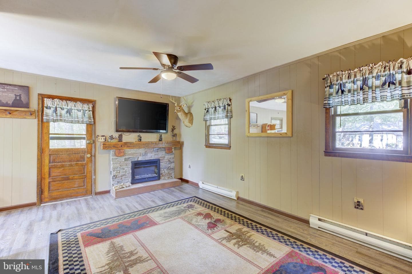 142 Redbud Lane photo 12